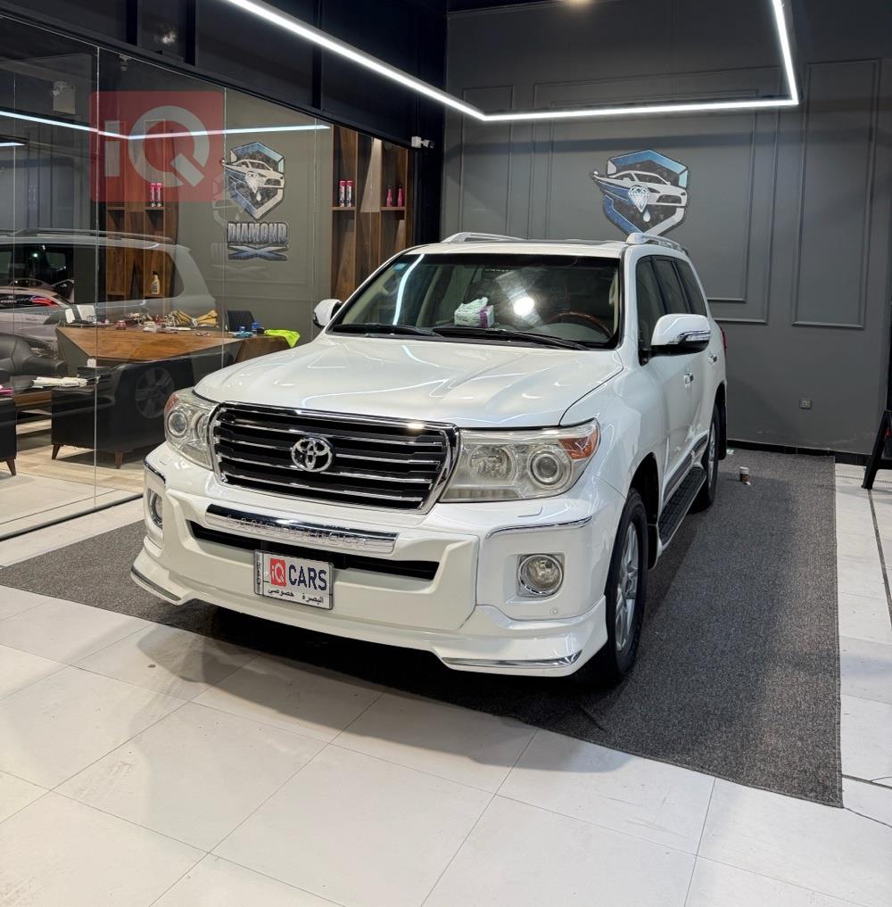 تويوتا لاندكروزر